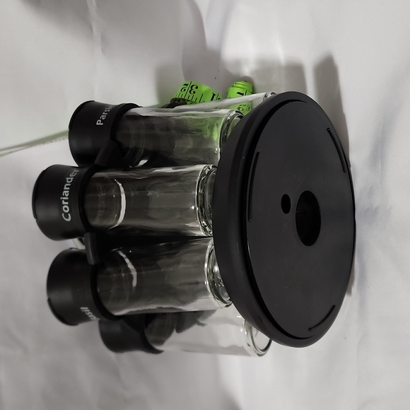 Spice Rack with 8 Jars, metal rotating carousel - Picture 8 of 9